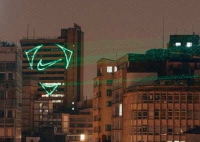 NIKE FÚTBOL – LOGO IN THE WILD